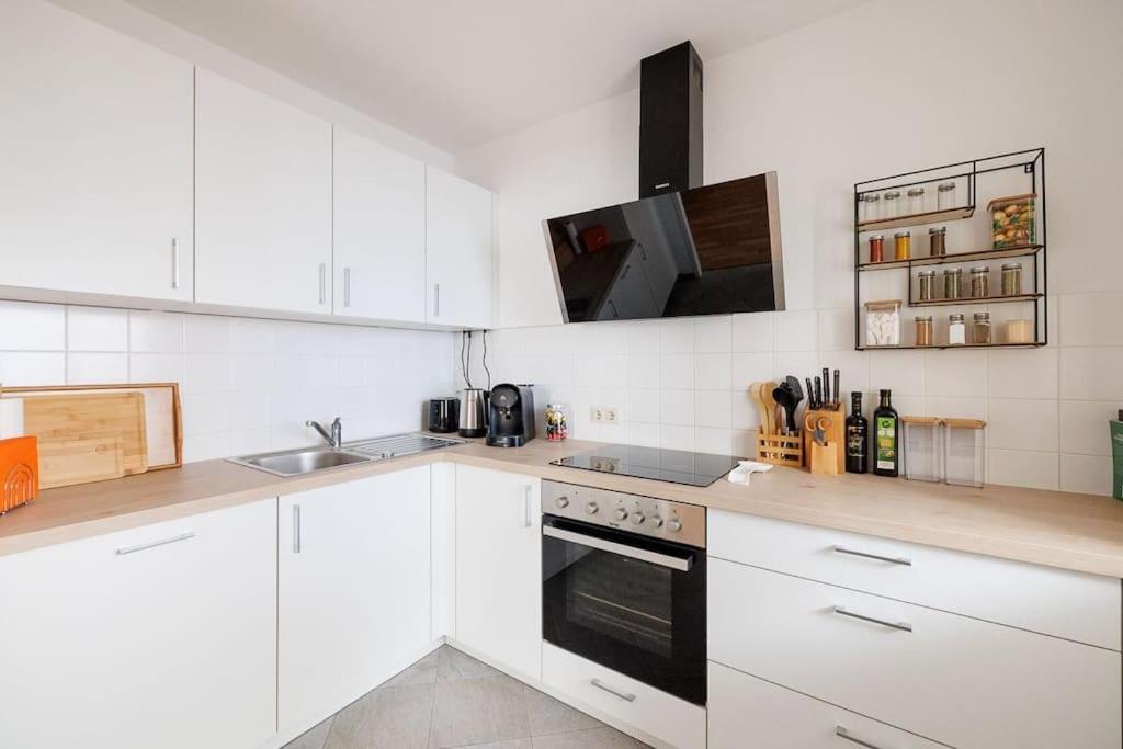 New! Cozy & Lovely Home In The 3Rd District เวียนนา ภายนอก รูปภาพ