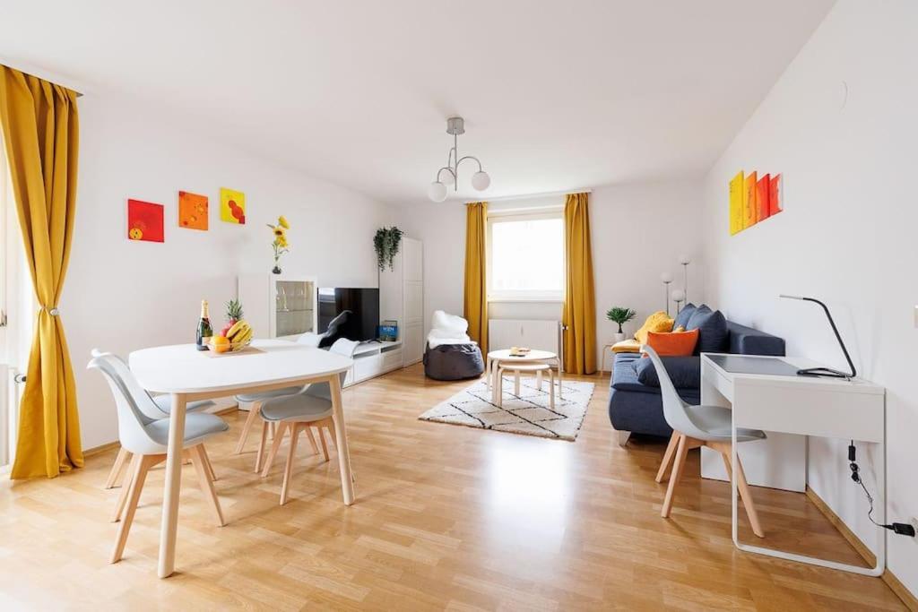 New! Cozy & Lovely Home In The 3Rd District เวียนนา ภายนอก รูปภาพ