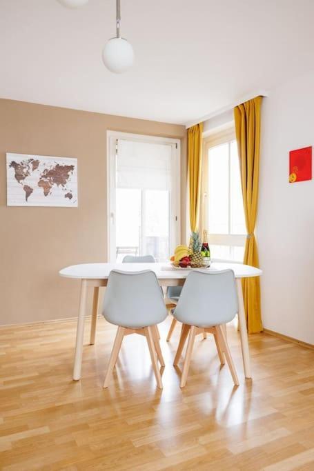 New! Cozy & Lovely Home In The 3Rd District เวียนนา ภายนอก รูปภาพ