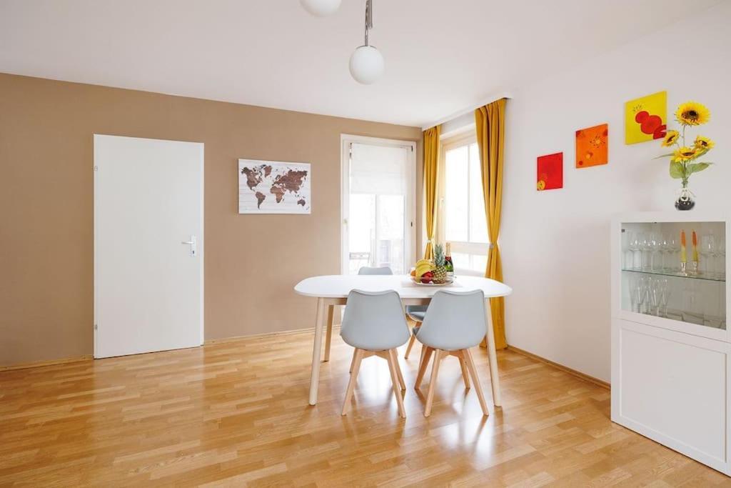 New! Cozy & Lovely Home In The 3Rd District เวียนนา ภายนอก รูปภาพ