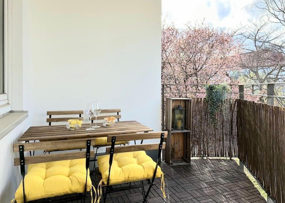 New! Cozy & Lovely Home In The 3Rd District เวียนนา ภายนอก รูปภาพ